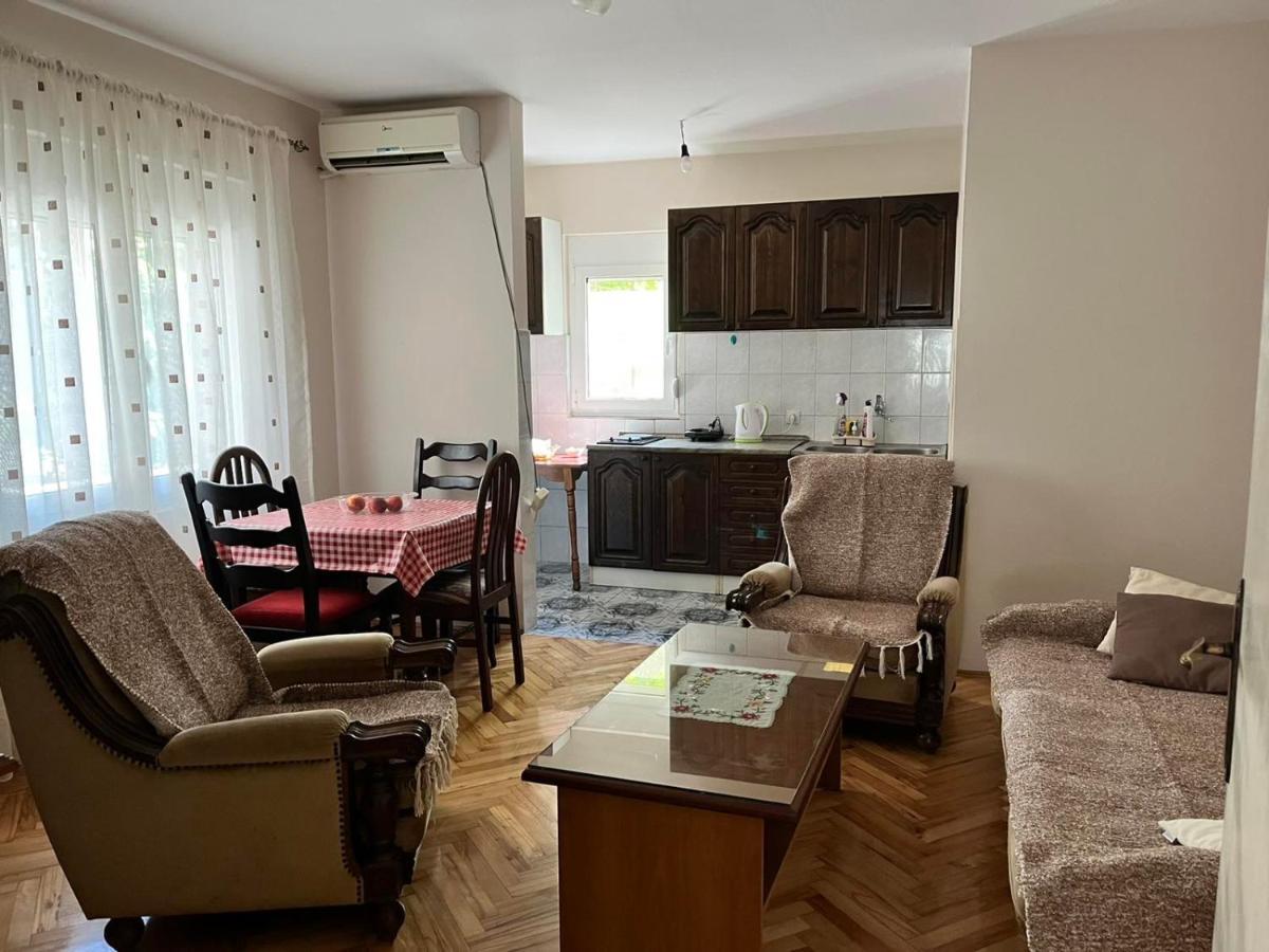 Gorica Hill Apartment Podgorica Bagian luar foto
